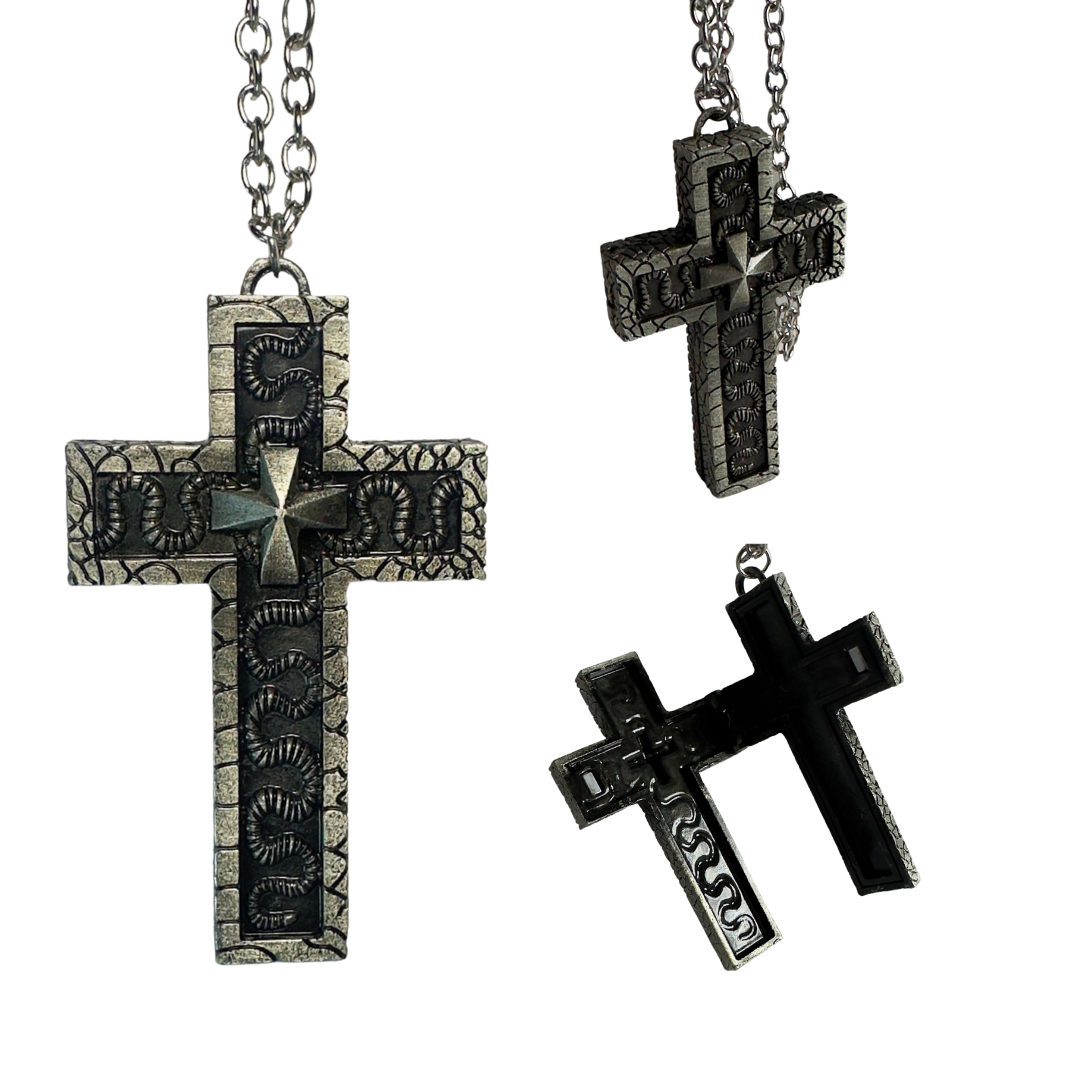 Collar De Cruz Con Compartimiento Secreto
